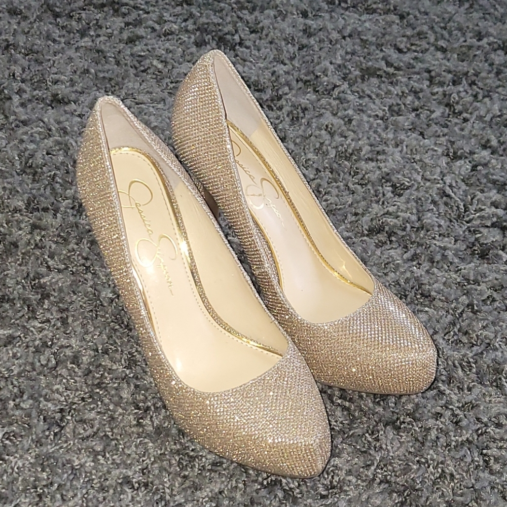 Gold Jessica Simpson Pumps
